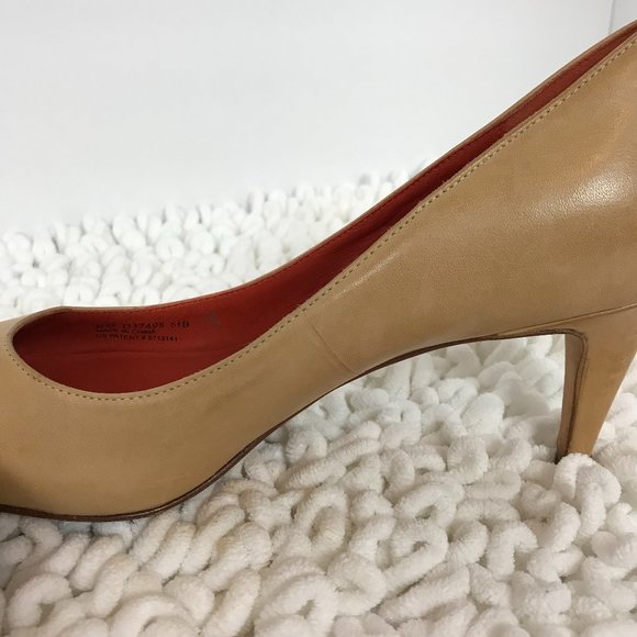 Cole Haan Pumps w/Nike Air Technology Nude… - Picture 10 of 11